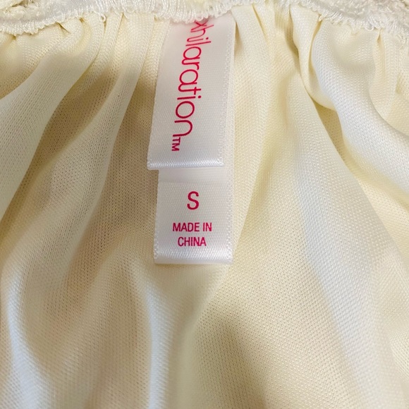 Xhilaration Lace Short Sleeve Top EUC NWOT SZ Small - Picture 3 of 3